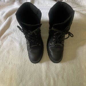 Women’s riding boots